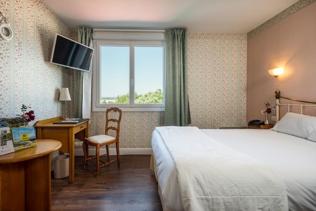Logis L'ermitage & Restaurant Hotel 3*