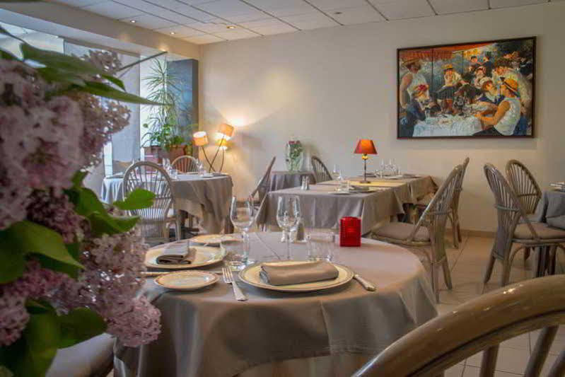 Hotel Logis L'ermitage & Restaurant 3*